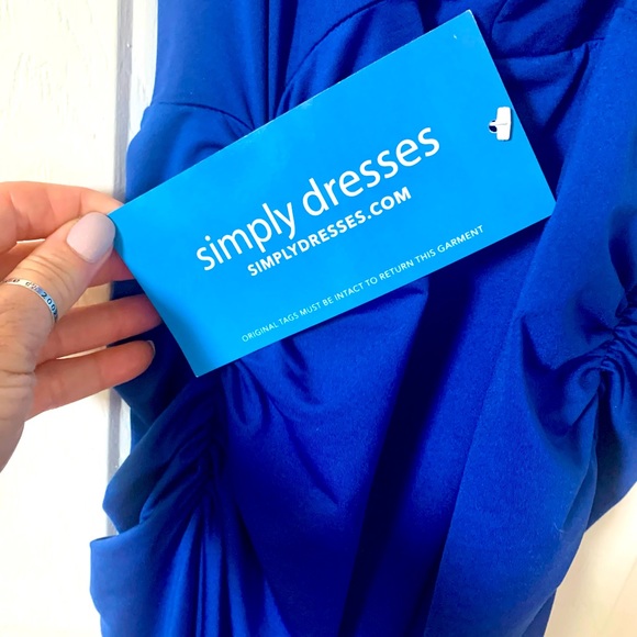 3/$20🍁FORMAL DRESS - Picture 6 of 9